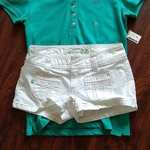 White Aeropostale shorts size 1/2